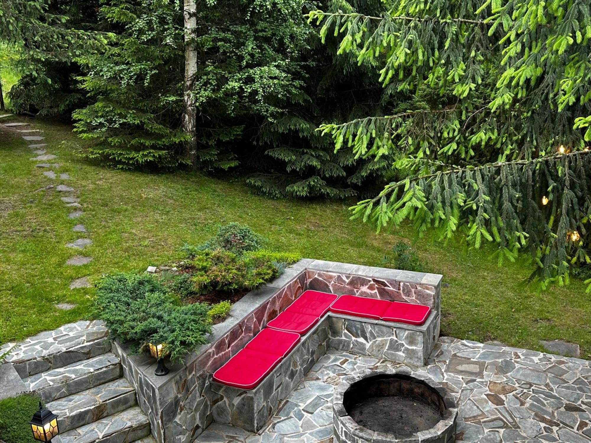 Mountain Chalet - Cabana La Muntele Baisorii Muntele Cacovei  Exteriör bild