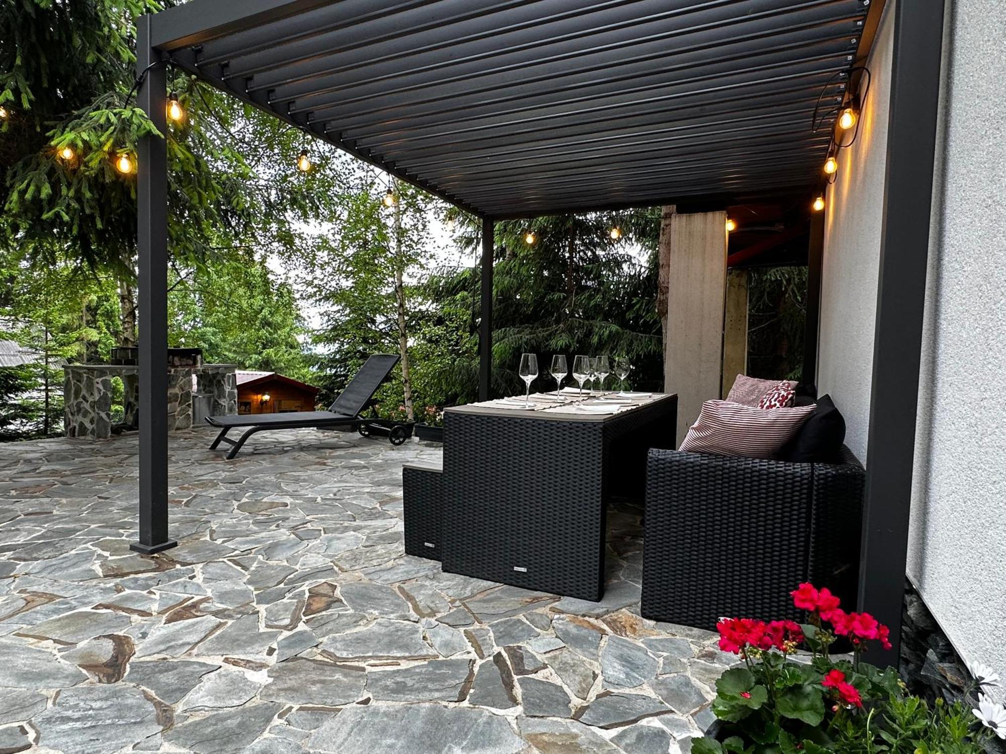 Mountain Chalet - Cabana La Muntele Baisorii Muntele Cacovei  Exteriör bild