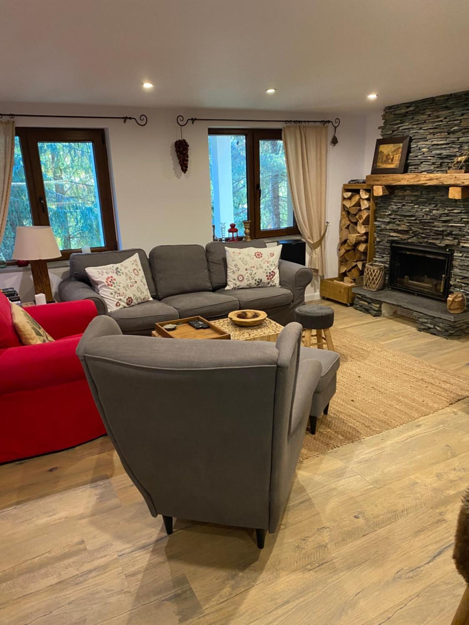 Mountain Chalet - Cabana La Muntele Baisorii Muntele Cacovei  Exteriör bild