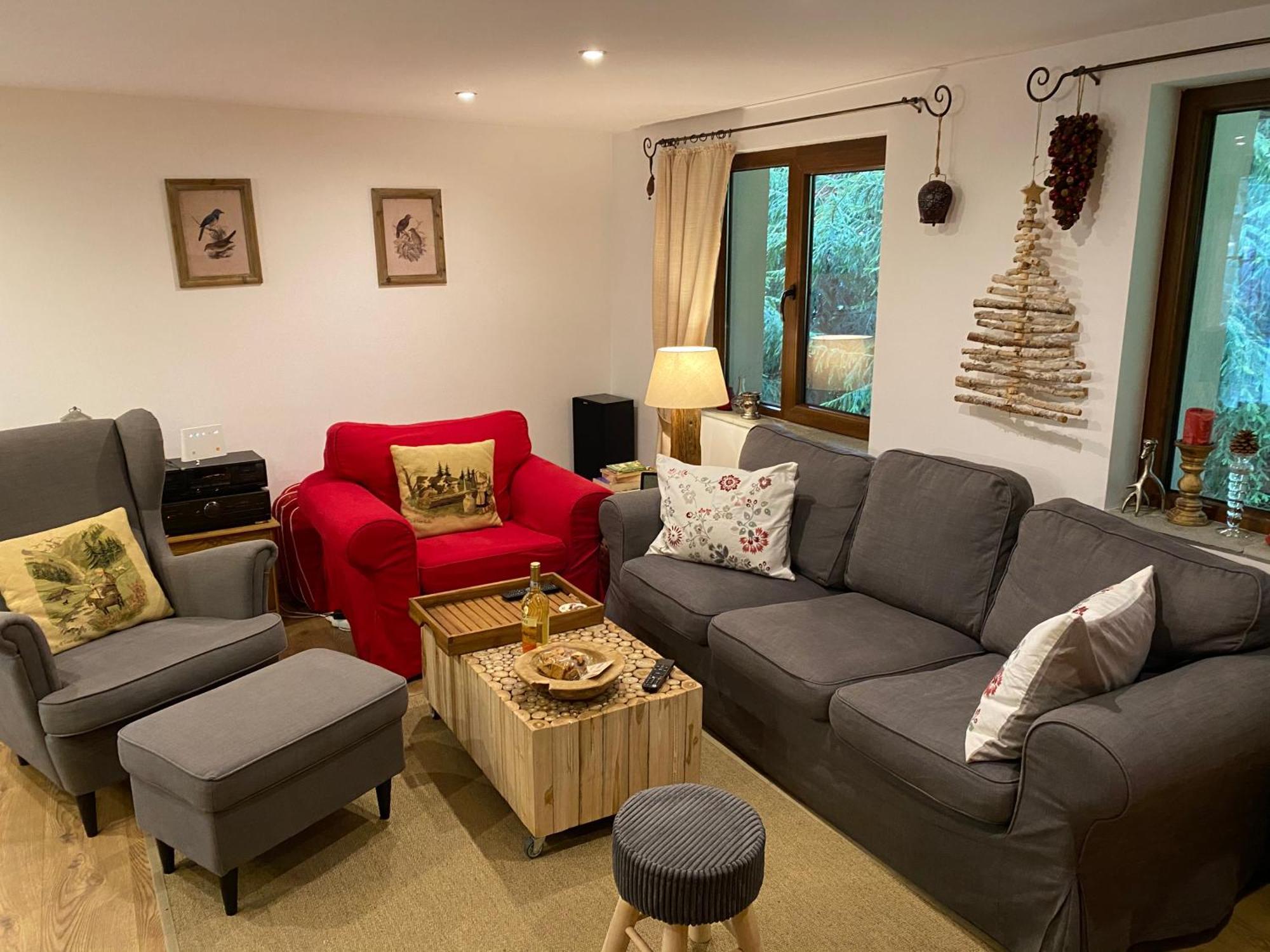 Mountain Chalet - Cabana La Muntele Baisorii Muntele Cacovei  Exteriör bild